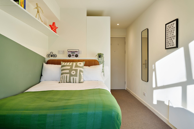 Room 5, For Students Only Ensuites in Huddersfield, Kirklees