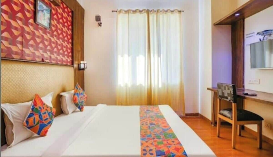 Room 4, Hotel MNG The Platinum, Kanpur Nagar