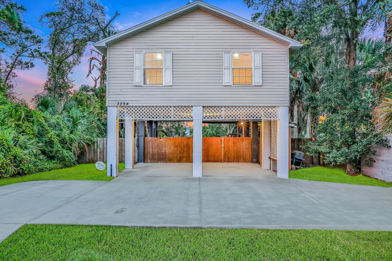 Exterior 3, Home With Enclosed Yard, Fire Pit, Wifi, W/d, & AC - Great Location, Saint Johns