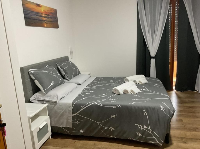 Room 3, B&B AIRPORTANDGO, Rome