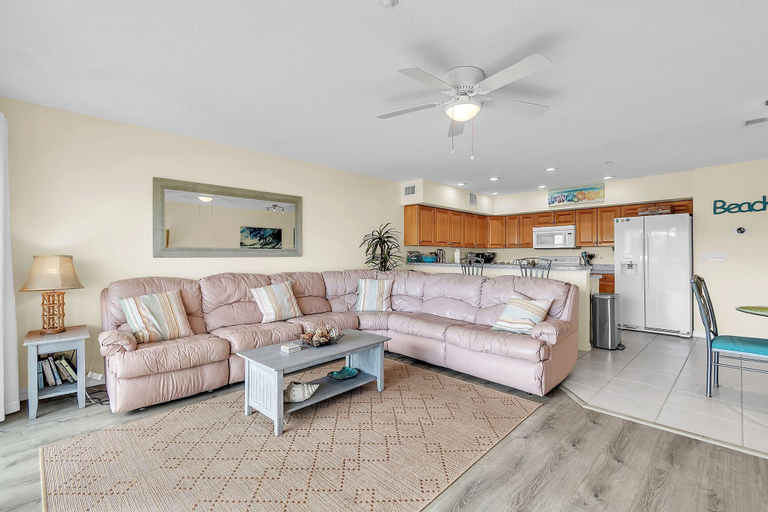 Living area 5, Captain's Cove #203, Pinellas