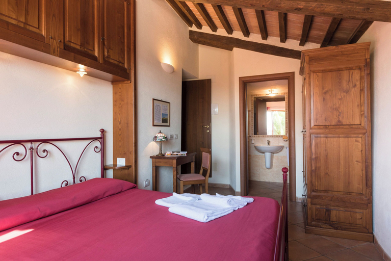 Room 5, B&B Suvereto, Livorno