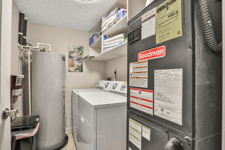 Laundry, Ocean-view Condo With 2 Pools, Beach Access & Private Lanais, Saint Johns