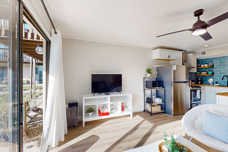 Interior, Cozy Condo With Shared Pool, Close to Historic Downtown st Augustine, Saint Johns