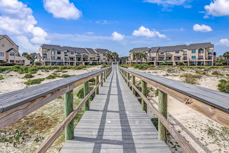 Exterior detail 5, Ground-floor Summer Beach Village Condo With a Great View Plus Patio & Pool, Nassau