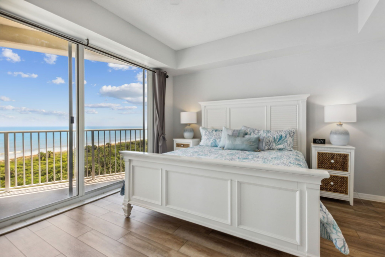 Room 5, Oceanfront Condo,beach Access, Heated Pool, Tennis Courts, Flagler