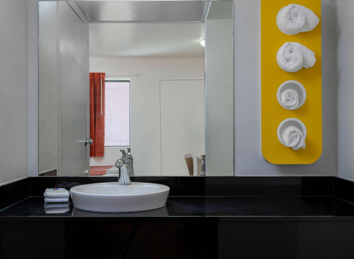 Bathroom 4, Motel 6 Oceanside, CA, San Diego