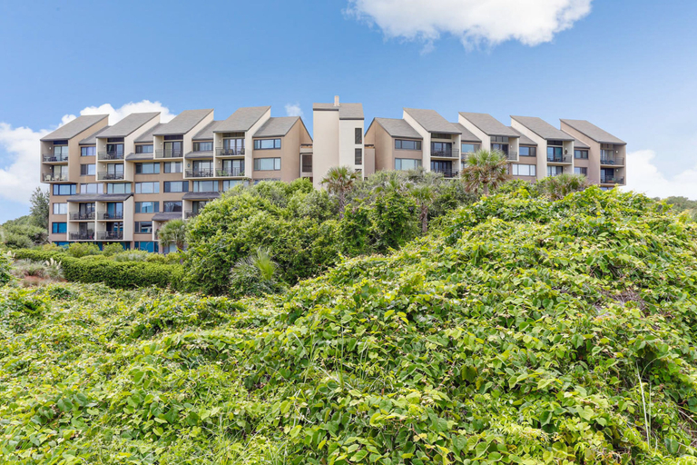 Exterior 5, Oceanfront Condo With Balcony, Water Views, AC & Outdoor Pool, Nassau