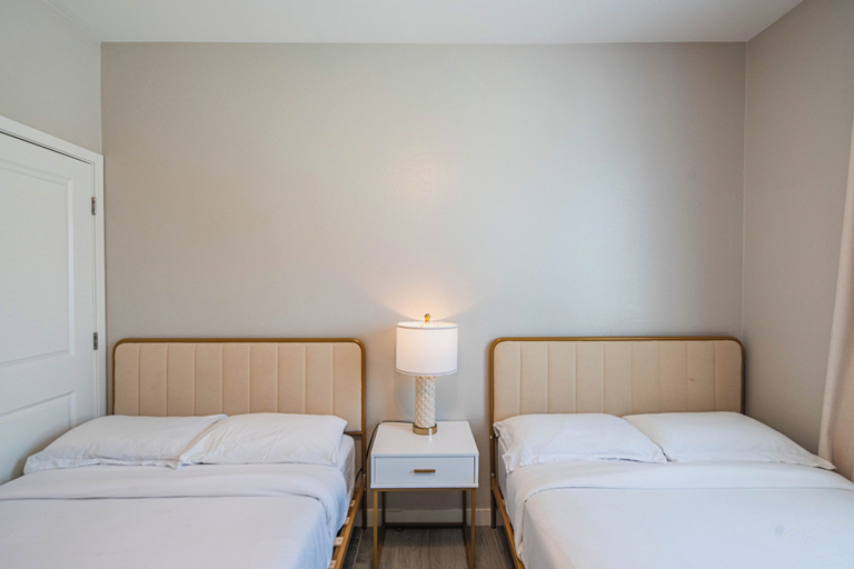 Room 4, The One 112, Maricopa