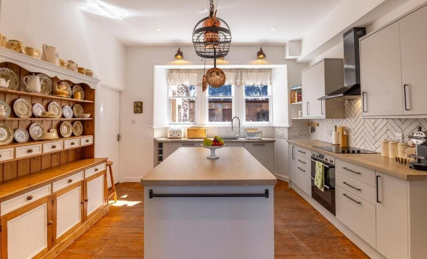 Private kitchen, St Andrews House, Highland