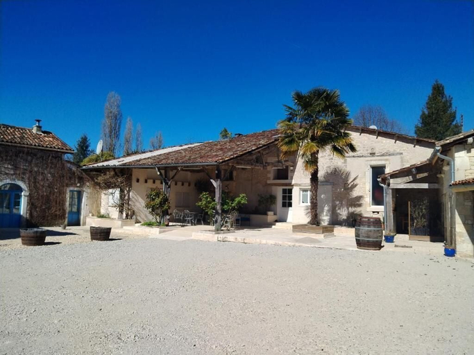 Exterior & Views 2, Clos Beldane, Charente