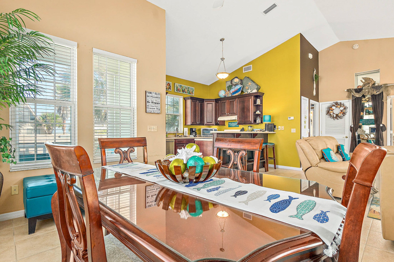 Food & Drinks, Two-level Home With Partial Ocean View, Balcony, Wifi, & W/D - Walk to the Beach, Saint Johns