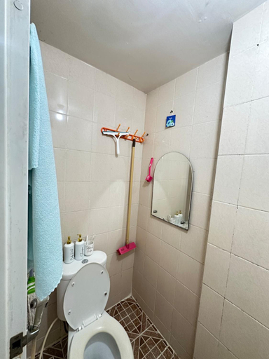 Bathroom 3, Apartemen puri park view | Best view pool, Jakarta Barat