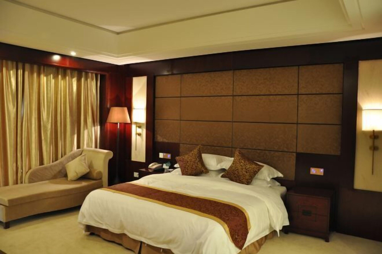 Bedroom, Qihong International Hotel, Huangshan