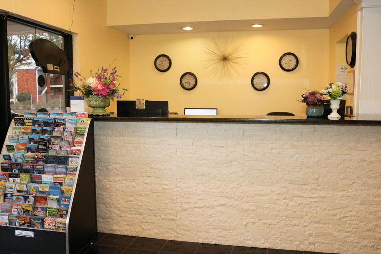 Public Area 5, Westmont Inn & Suites, Osceola
