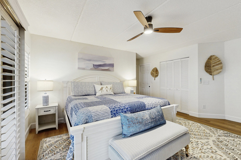 Others 4, Fully-renovated Stunning Modern Beach Condo w/ Pool on Amelia Island, Nassau