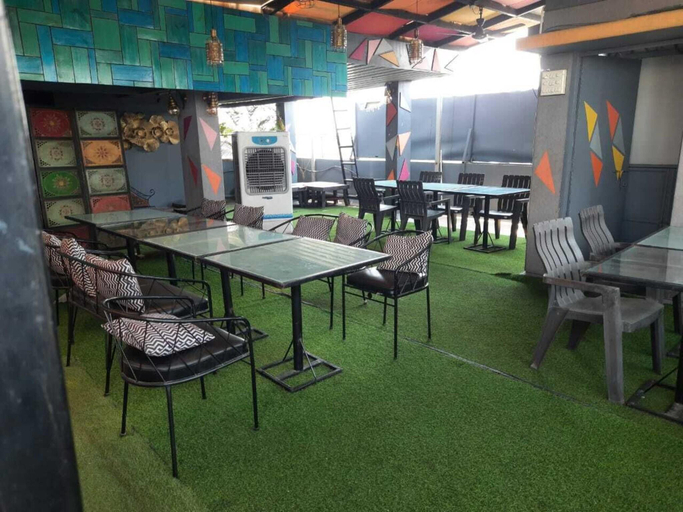 Food & Drinks 4, Treebo Ivory House, Nagpur