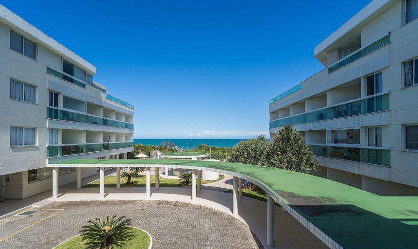 Exterior 4, Beachfront Condominium w/ Pool in Morro das Pedras - Pros, Florianopolis