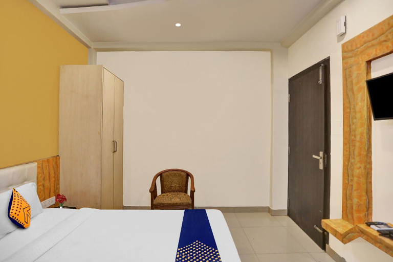Bedroom 3, Hotel Triveni Inn, Kaushambi