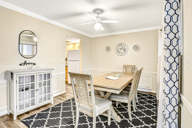 Room 3, Oceanfront Condo With Pool, Grill, Central AC, Washer/dryer, & Snowbird Friendly, Saint Johns