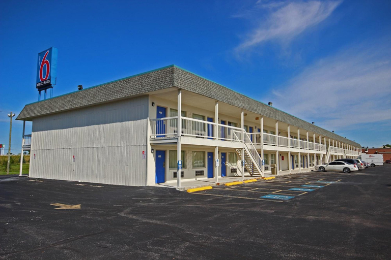 Exterior & Views 2, Motel 6 Lima, Allen