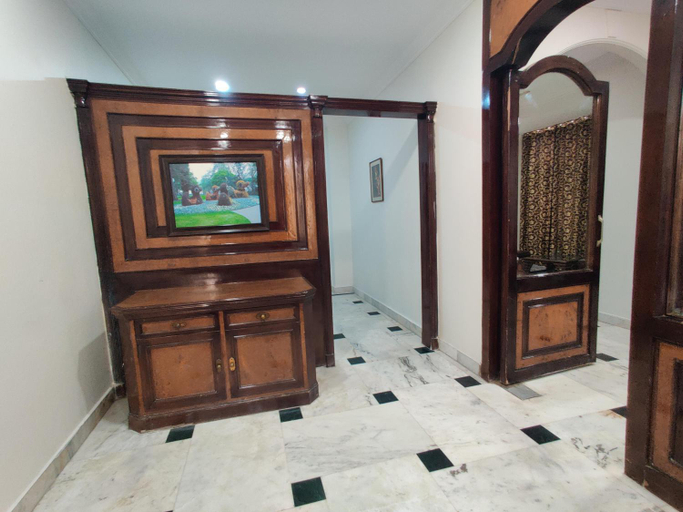 Others 4, Hotel Orchid Garden, Delhi