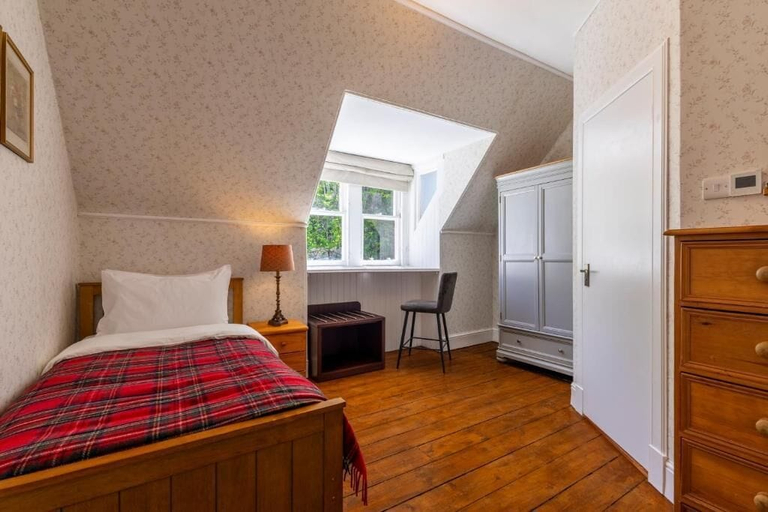 Room 3, St Andrews House, Highland