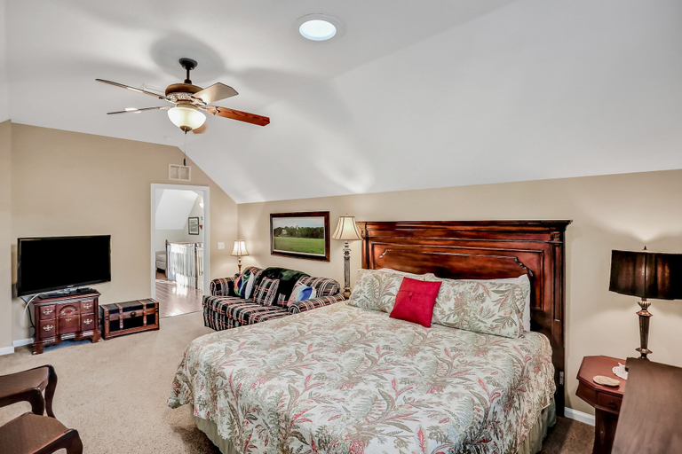 Room 2, Inviting Waterfront Cottage With Balcony, Firepit, Marsh Views, & Washer/dryer, Nassau