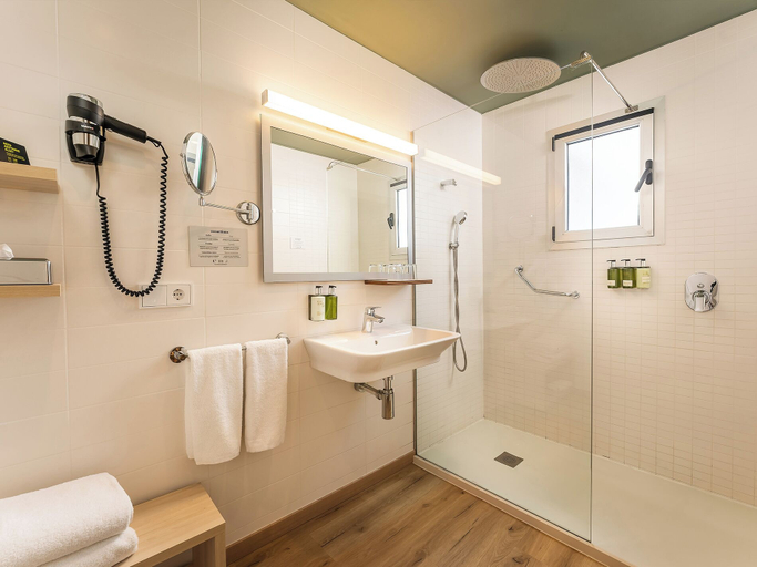 Bathroom 5, ARTIEM Capri Hotel, Baleares