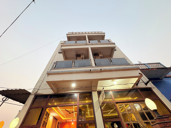 Exterior detail, Bay inn Puri, Puri