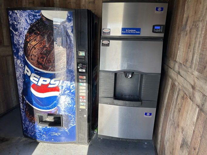 Food & Drinks 5, Motel 6 Sullivan, MO, Franklin