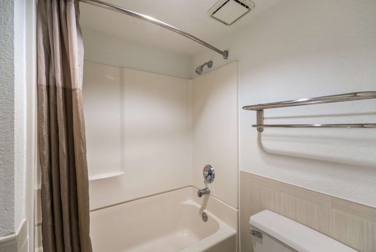 Bathroom 5, Motel 6 Houston, TX - Brookhollow, Houston