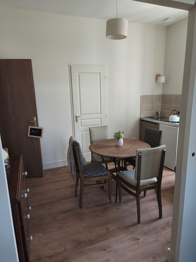 Dining 2, Les Chambres de Nelly, Indre-et-Loire