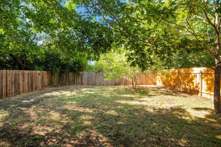 Property grounds 5, Quiet Austin Stay Near Tech, Travis