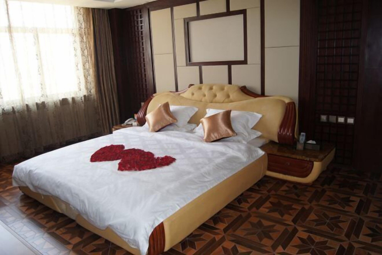 Bedroom 3, Weiyuan River International Hotel, Pu'er