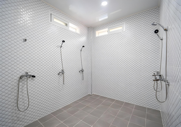 Bathroom, Hana Soop Gwangwang Nongwon, Seocheon