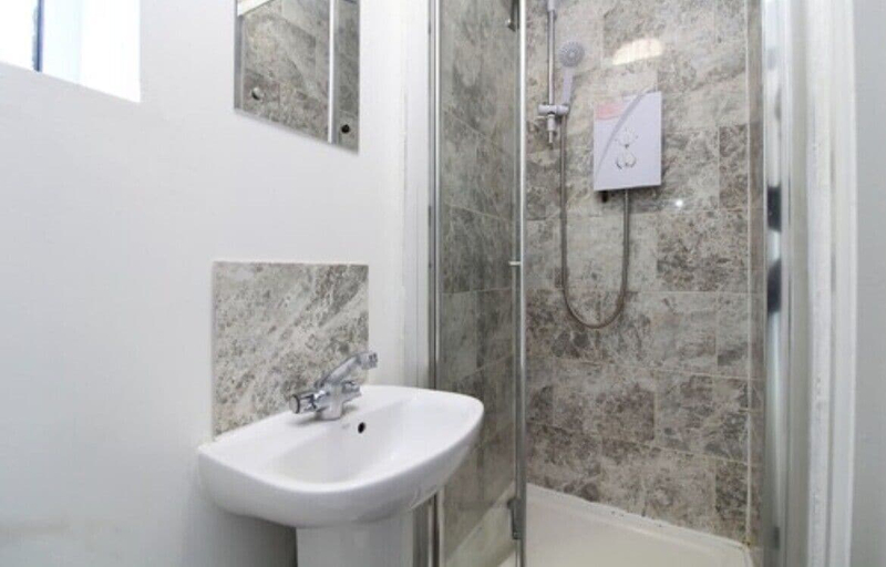 Bathroom, Coventry Road Studio Flat, Southampton