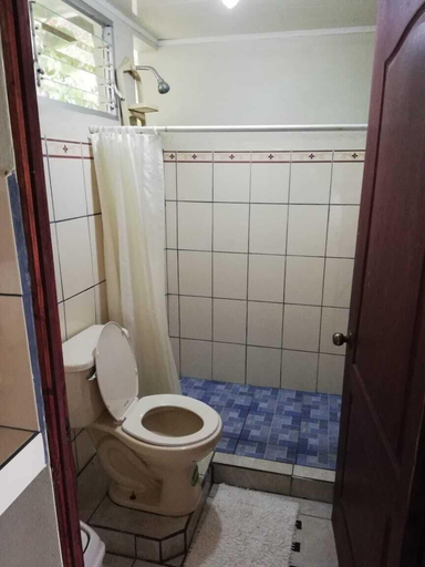 Bathroom, Corcovado Beach Lodge, Golfito