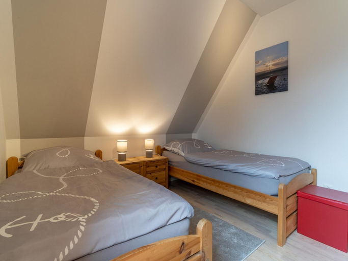 Room 2, Doppelhaushalfte in St. Peter-ording, Nordfriesland