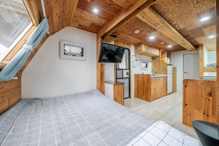 Room 5, Goseong Sand & Sea Glamping & Pension, Goseong