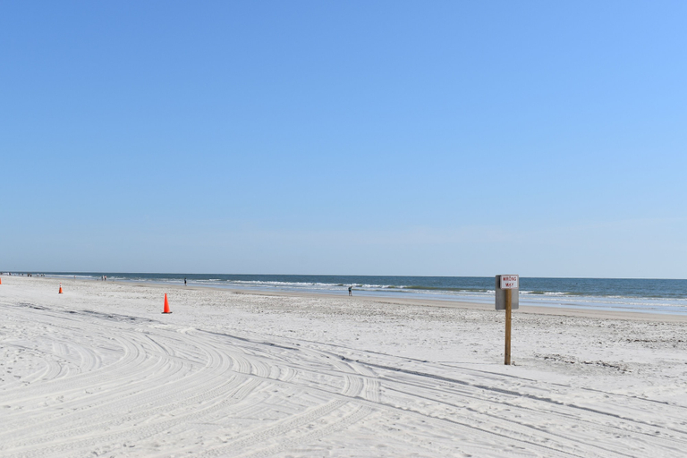 Beach 5, Steps Away From Beach & Pool a Two-story Townhome on Anastasia Island, Saint Johns