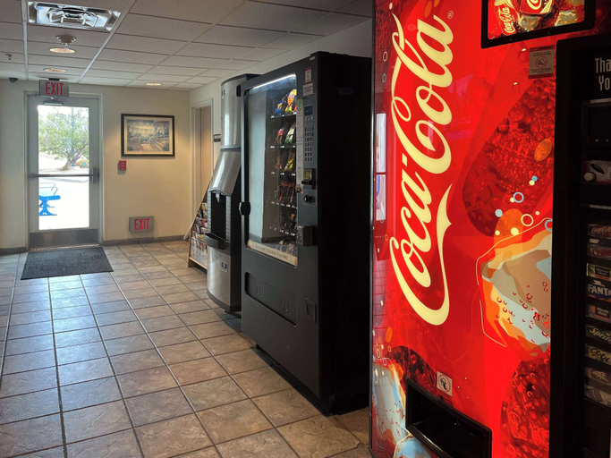 Food & Drinks 4, Studio 6 – Las Cruces, NM - Telshor, Dona Ana