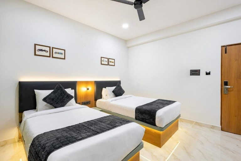 Room 3, The 7 Story, Hyderabad