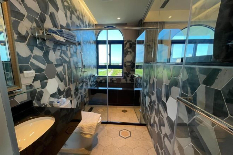 Bathroom 3, Bohemia homestay, Hualien