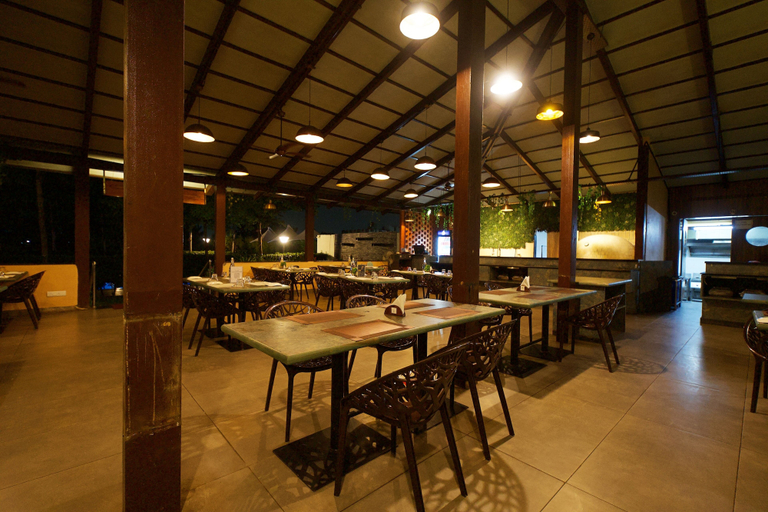 Food & Drinks 4, Veerdency Luxury Resort - 3 Km to Banglore Airport Hotel, Bangalore Rural