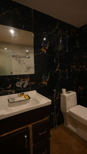 Bathroom 4, HOTEL SANTOOR, Varanasi