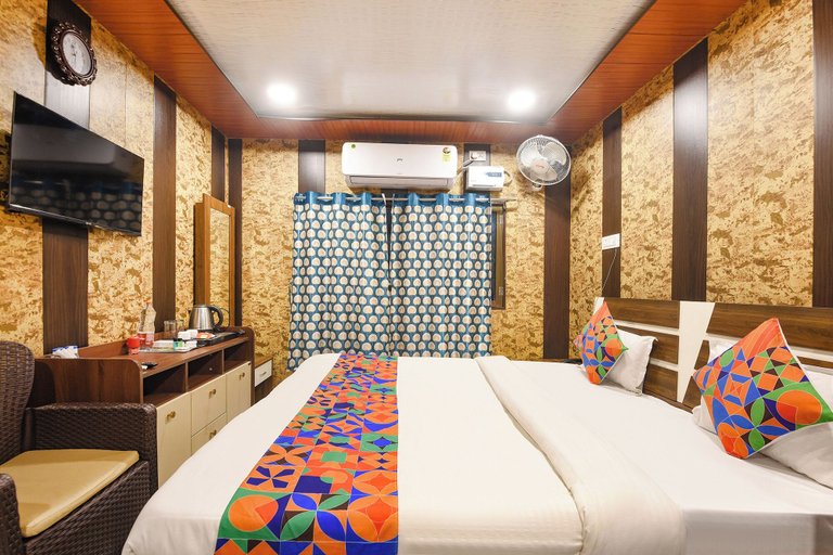 Room 3, Fabhotel Regard, Varanasi
