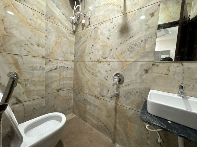 Bathroom 4, HomeEscape Signature 1BHK & 2BHK Apartme, Indore