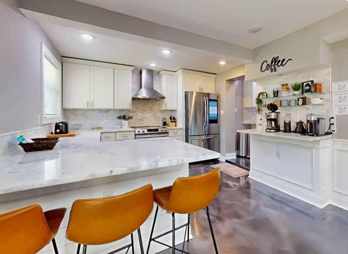 Private kitchen 3, Spacious Dog-friendly House Near Beaches, Historic Downtown W/beach Access, Saint Johns