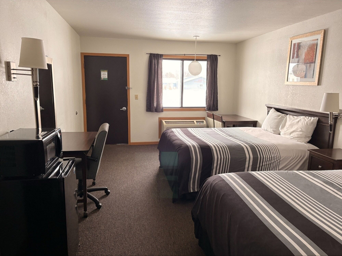 Room 5, Pump & Pantry Motel, Garfield